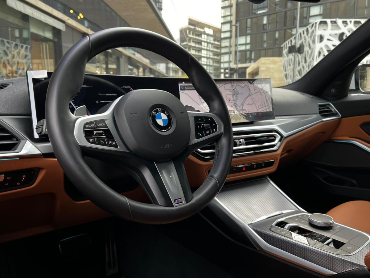 BMW 330 Touring miniatura 8