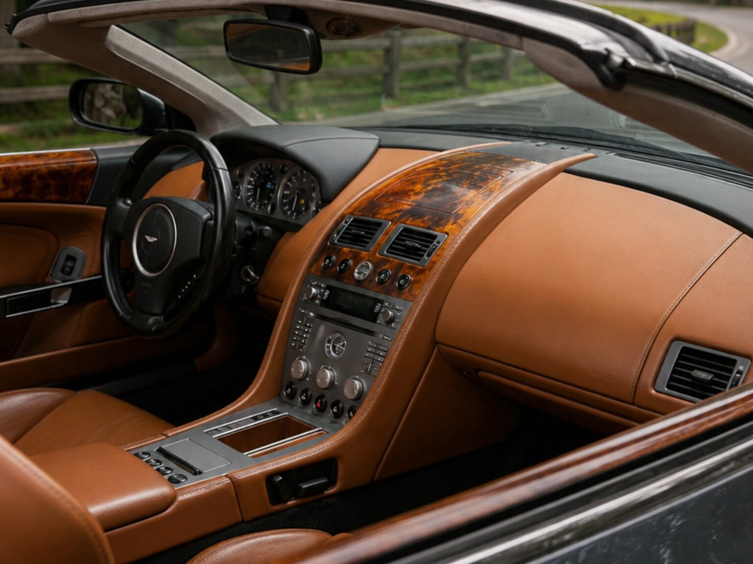 2006 Aston Martin DB9 miniatura 9