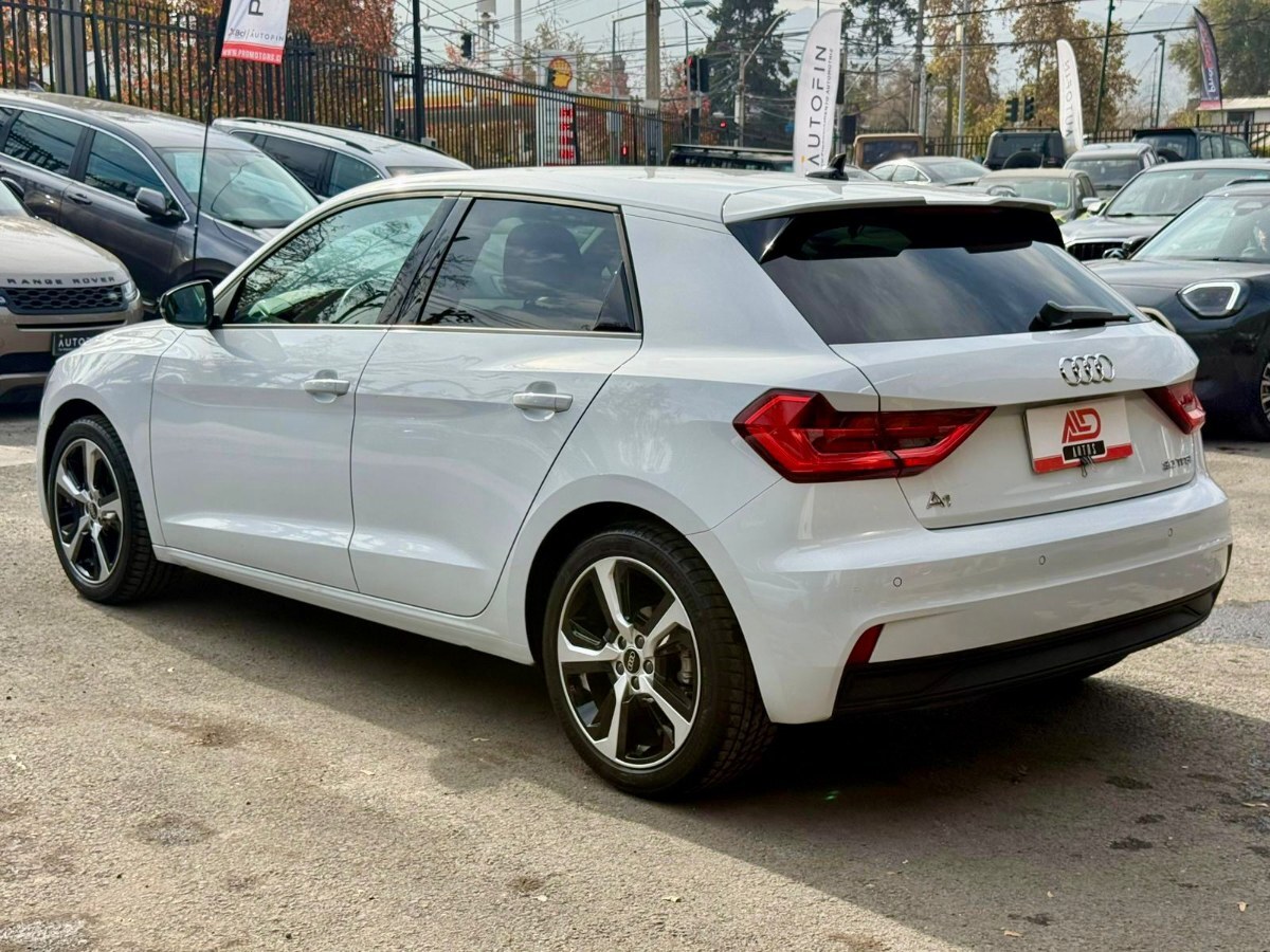2024 Audi A1 miniatura 6