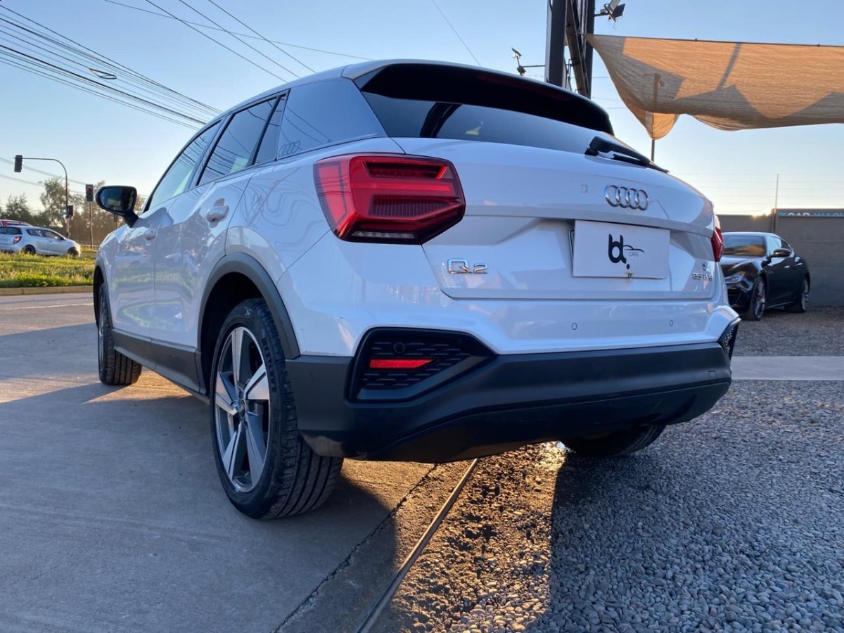 2022 Audi Q2 miniatura 8