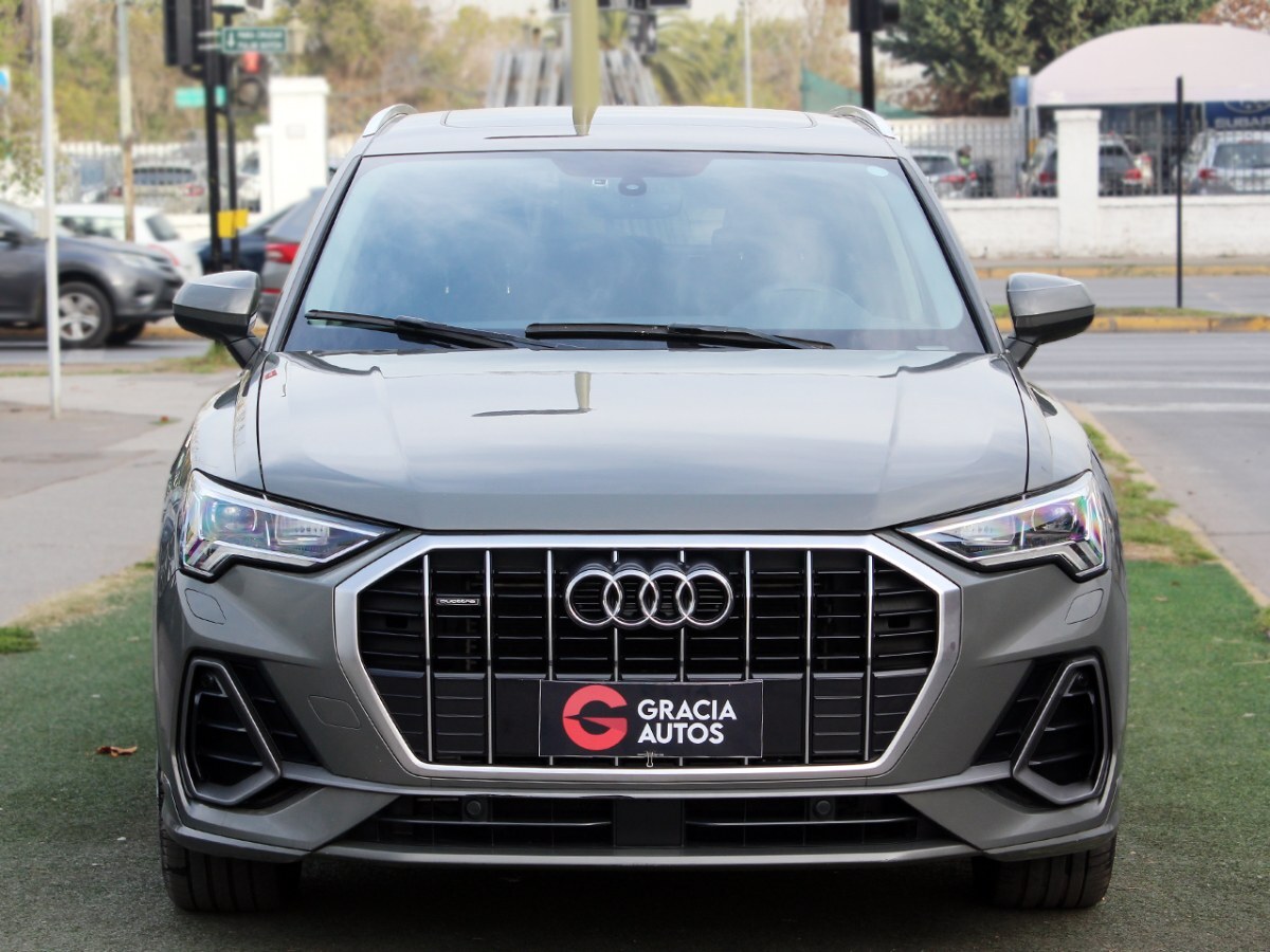 2022 Audi Q3 40 TFSI miniatura 2