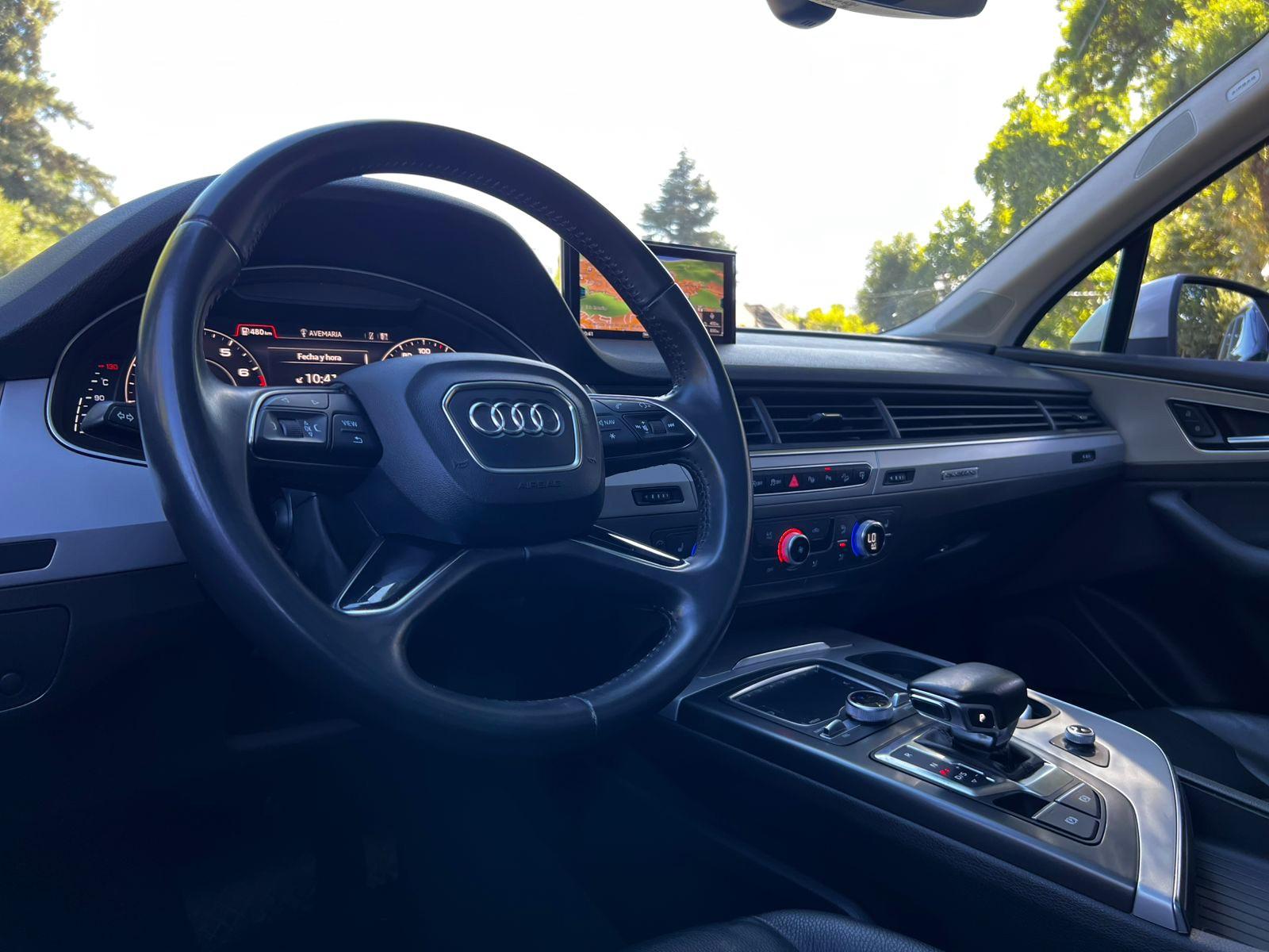 2017 Audi Q7 miniatura 8