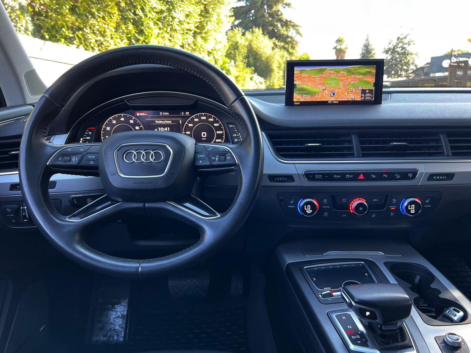 2017 Audi Q7 miniatura 9