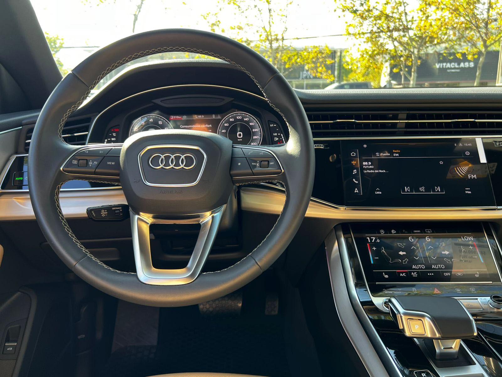 2025 Audi Q8 miniatura 9