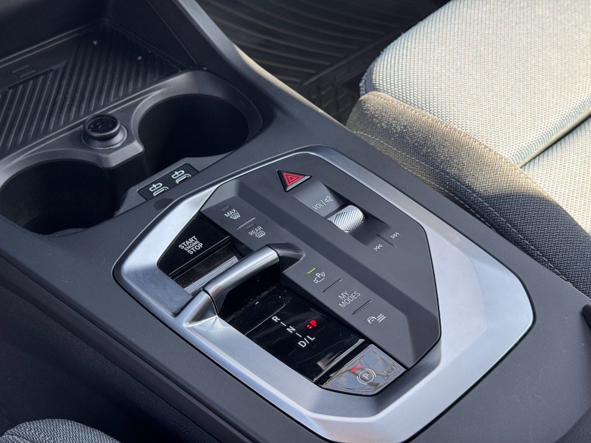 2025 BMW 118 miniatura 11