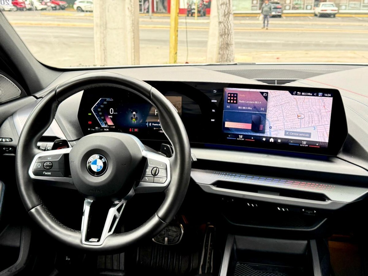 2025 BMW 118 M Sport miniatura 10