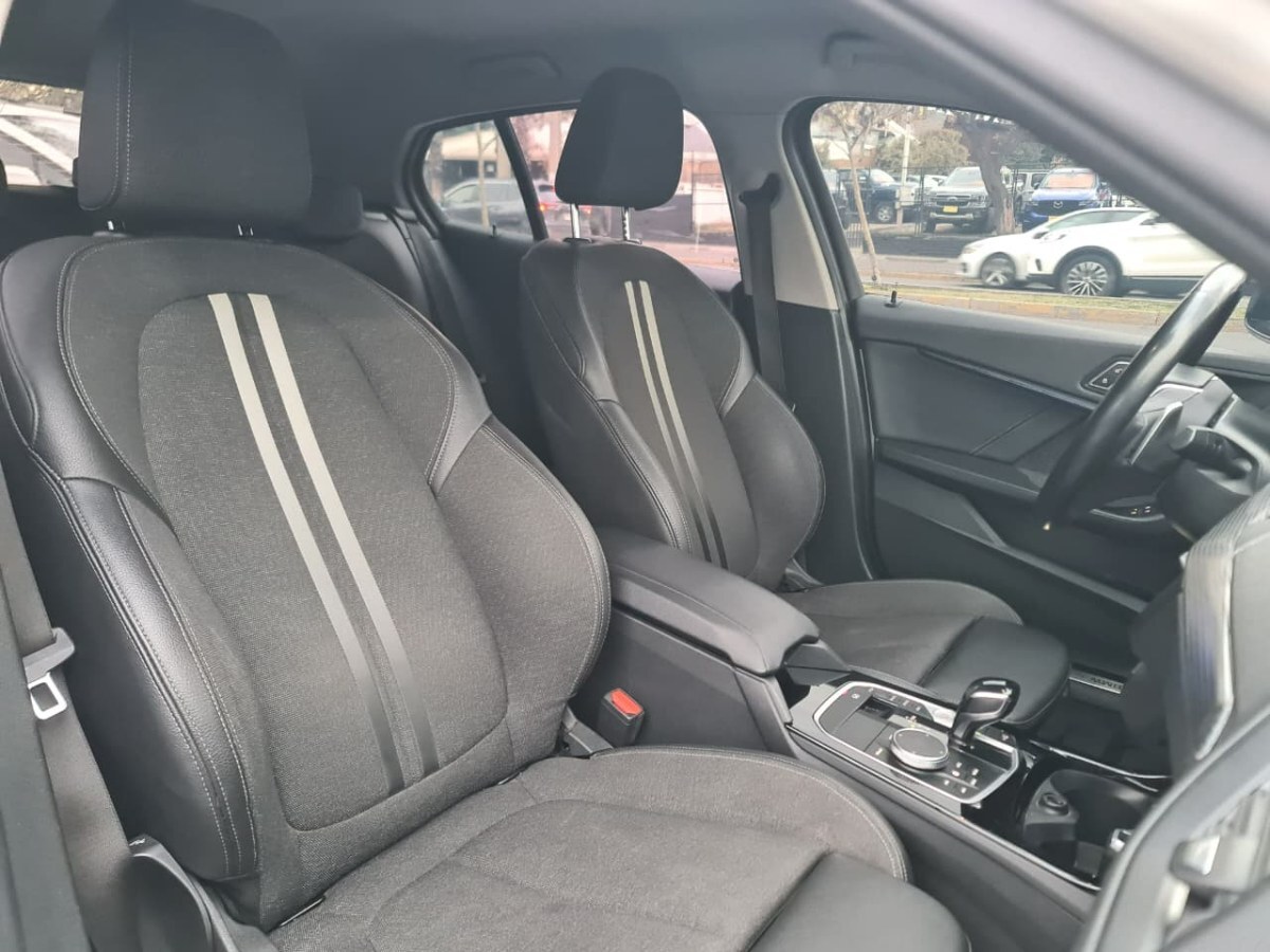 2021 BMW 118i miniatura 10