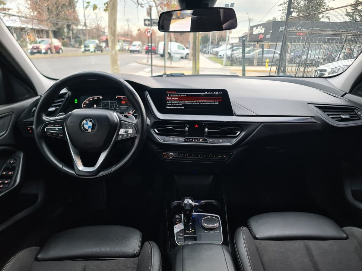 2021 BMW 118i miniatura 11