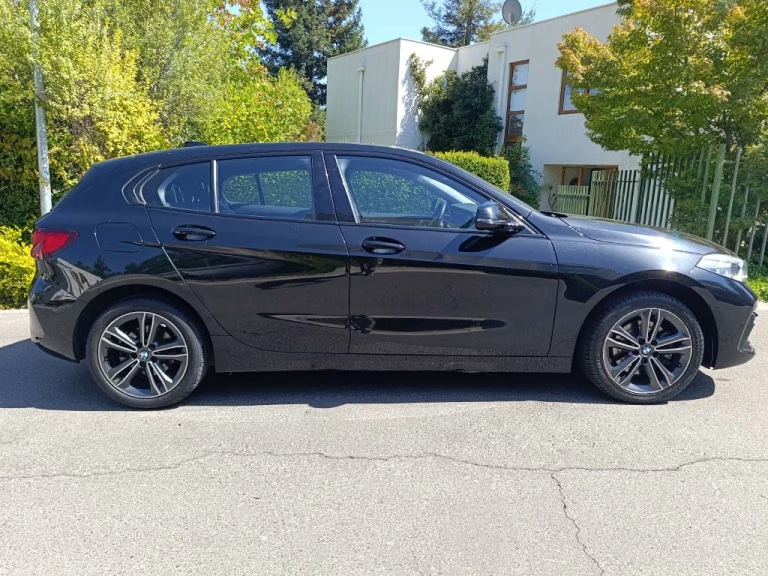 2022 BMW 118i miniatura 10