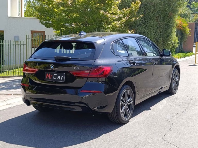 2022 BMW 118i miniatura 11