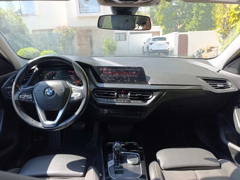2022 BMW 118i miniatura 8