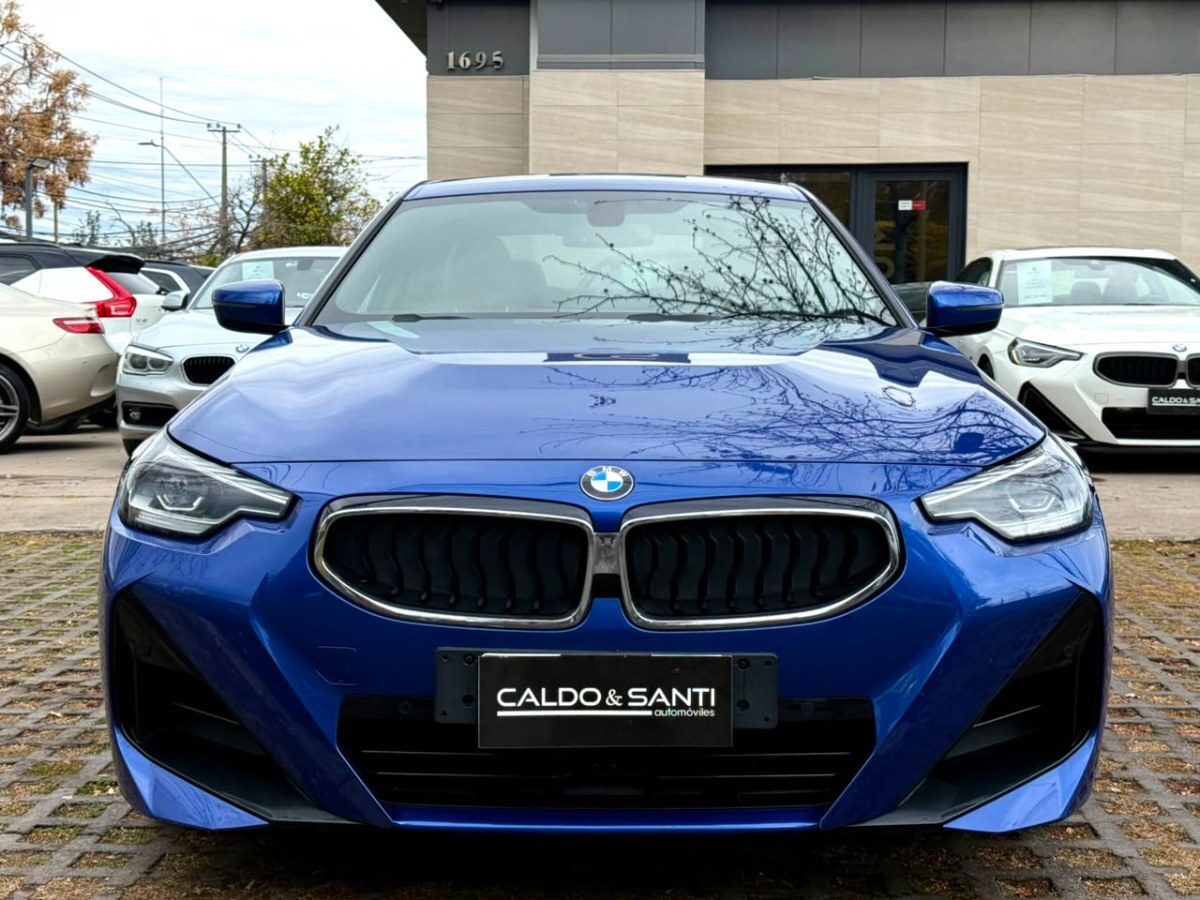 2024 BMW 220i Coupe miniatura 8