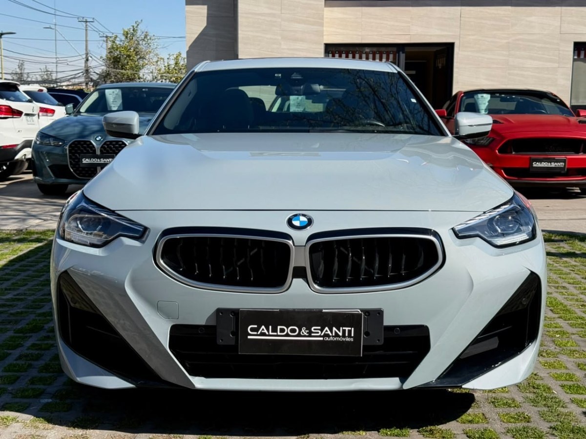 2025 BMW 220i M Sport miniatura 8