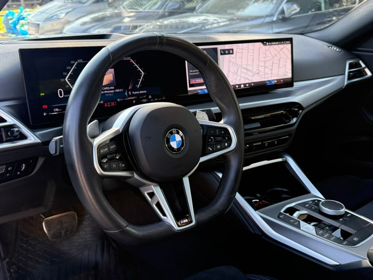 2025 BMW 220i M Sport miniatura 9