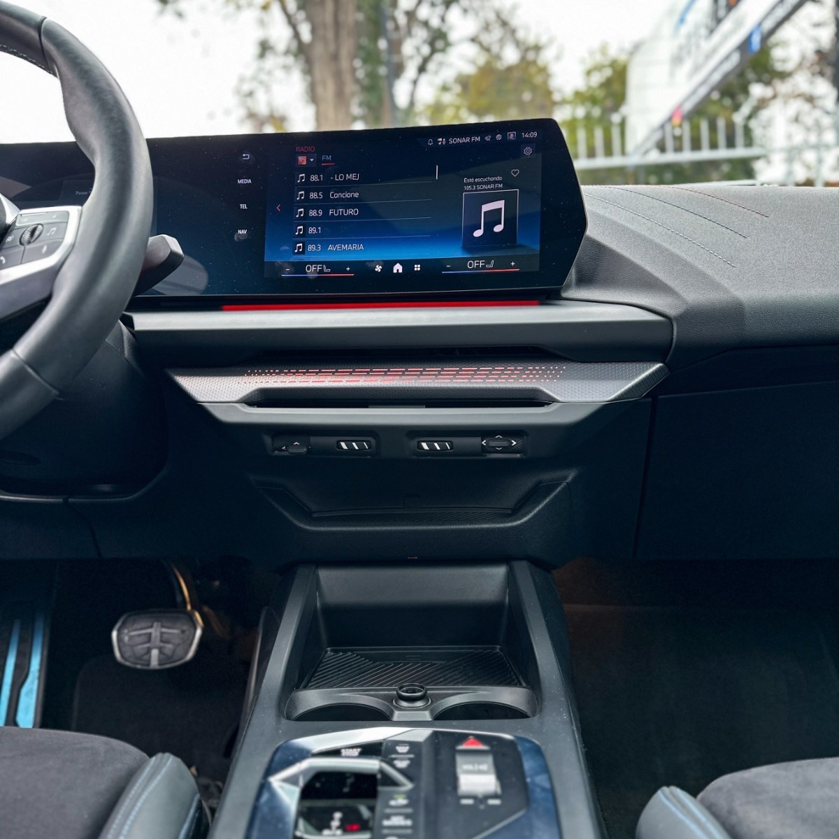 2025 BMW 235i Gran Coupe miniatura 16