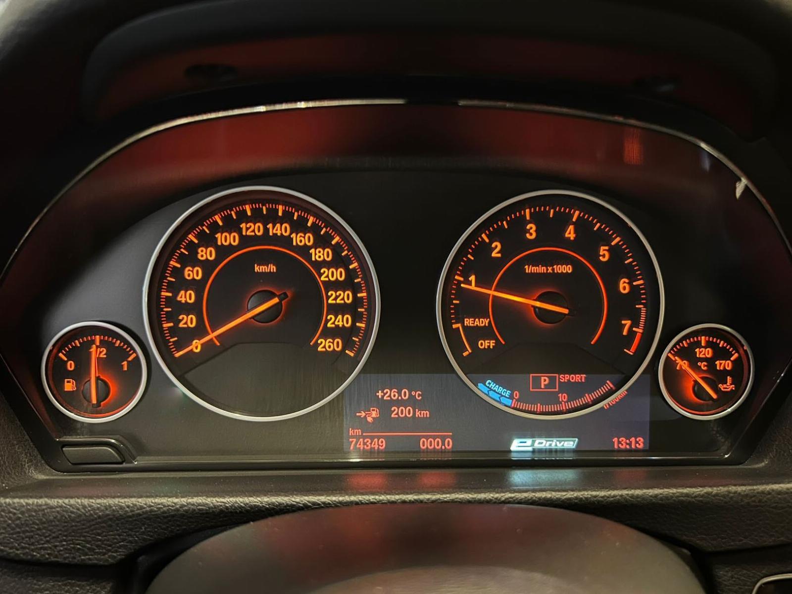2018 BMW 330E miniatura 12