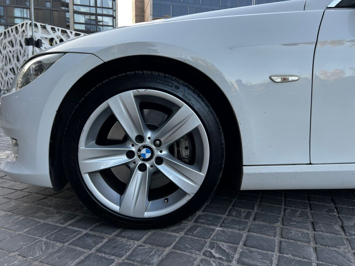 2014 BMW 335 Cabrio miniatura 7