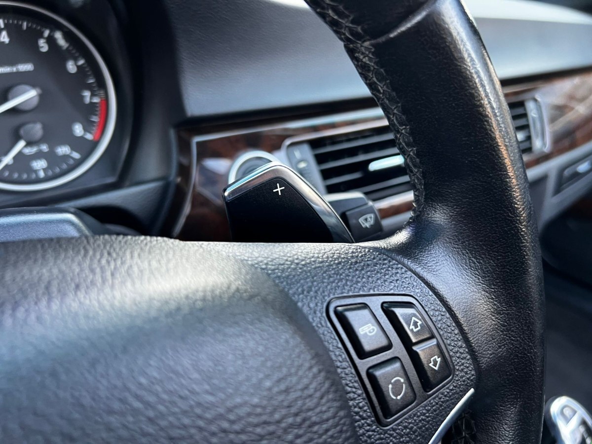 2014 BMW 335 Cabrio miniatura 9