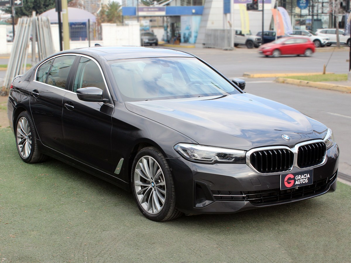 2023 BMW 520D miniatura 2