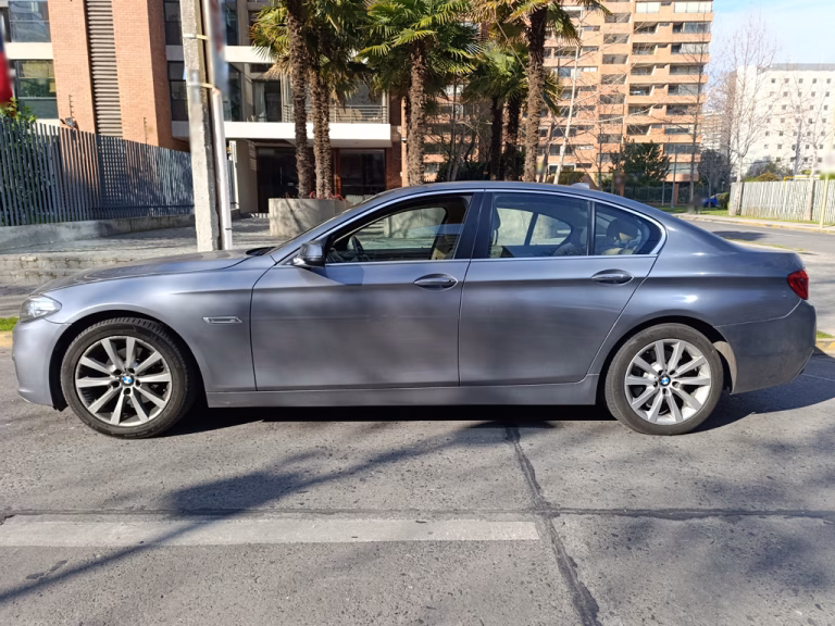 2015 BMW 520i miniatura 3