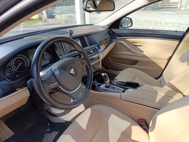 2015 BMW 520i miniatura 5