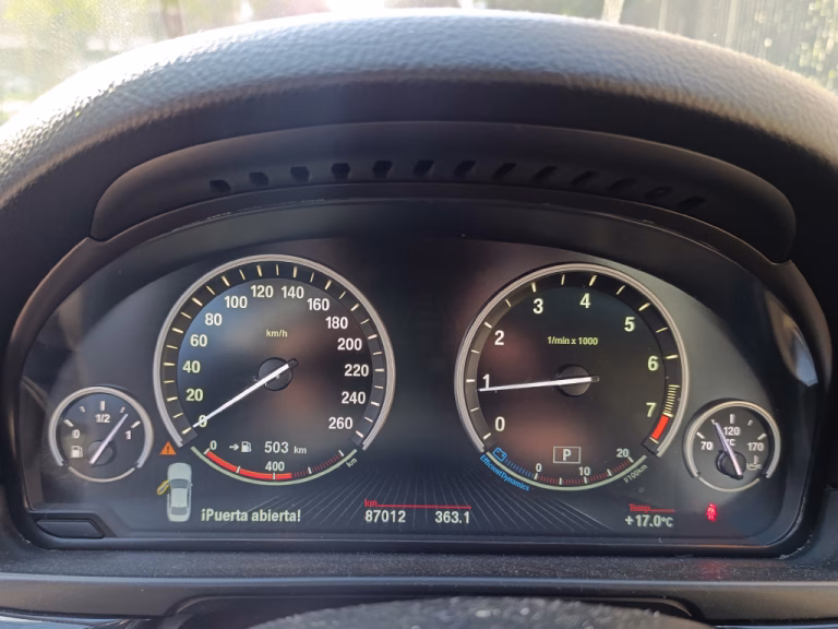 2015 BMW 520i miniatura 6