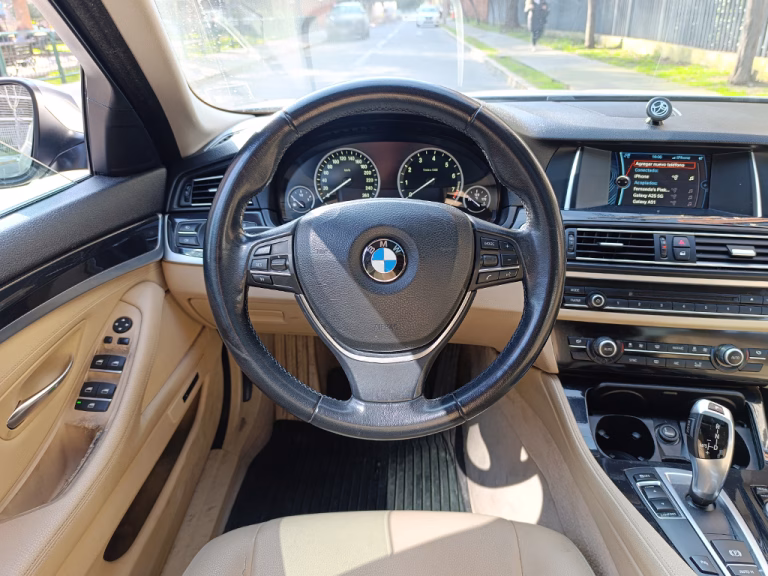 2015 BMW 520i miniatura 8