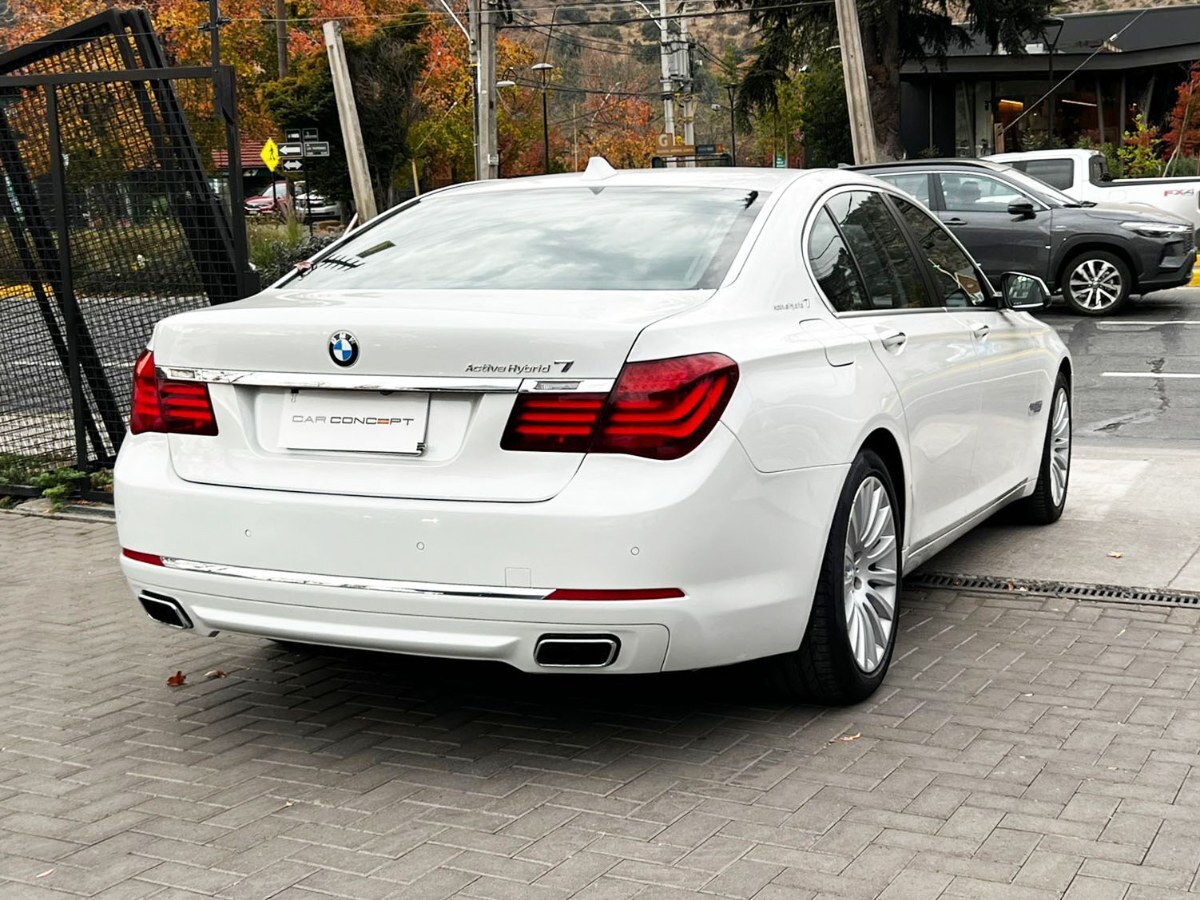 2014 BMW 740 Hybrid miniatura 4