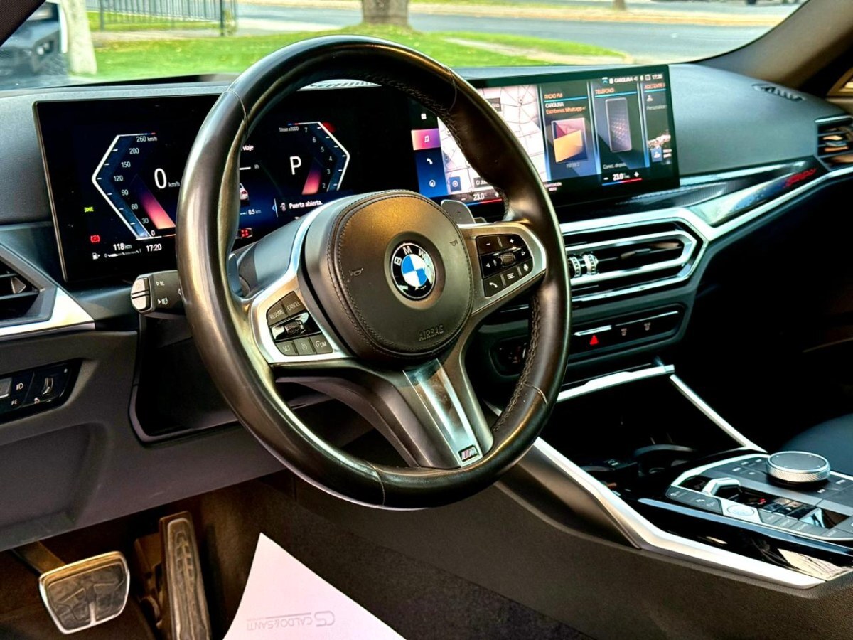 2023 BMW M240i miniatura 6