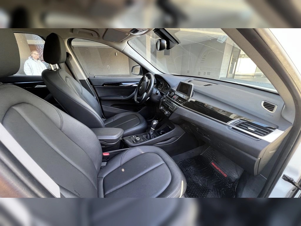 2017 BMW X1 miniatura 12