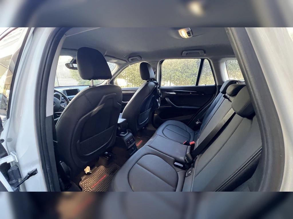 2017 BMW X1 miniatura 9