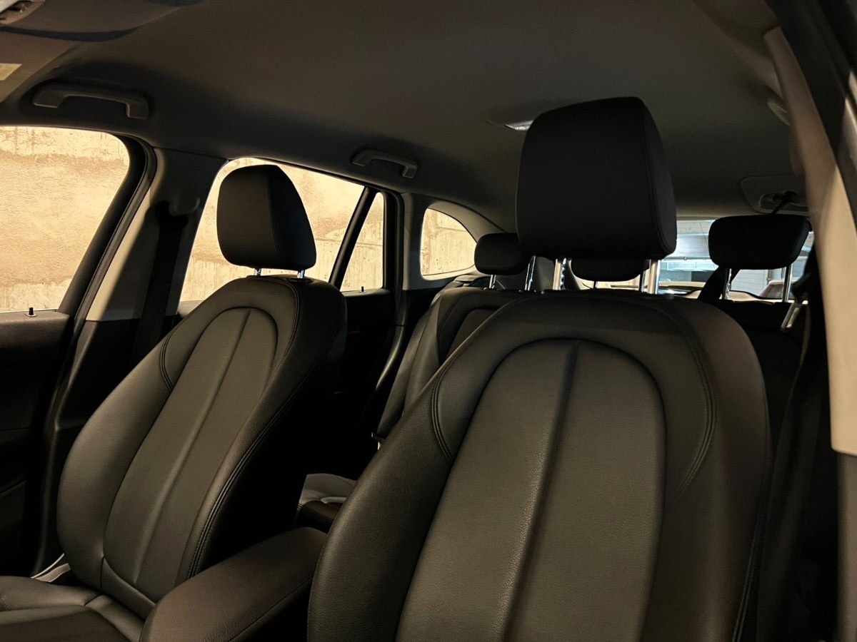 2018 BMW X1 miniatura 15