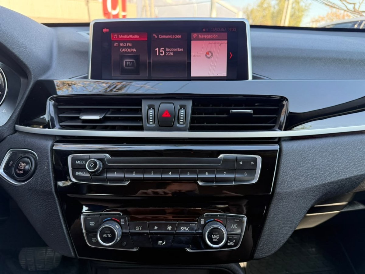 2022 BMW X1 miniatura 11
