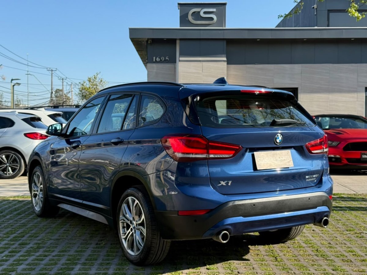 2022 BMW X1 miniatura 3