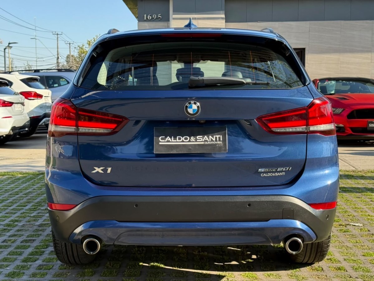 2022 BMW X1 miniatura 4