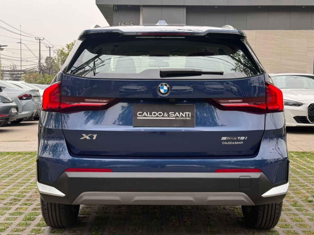2023 BMW X1 miniatura 4