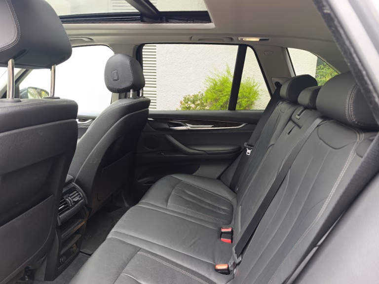 2017 BMW X5 miniatura 24