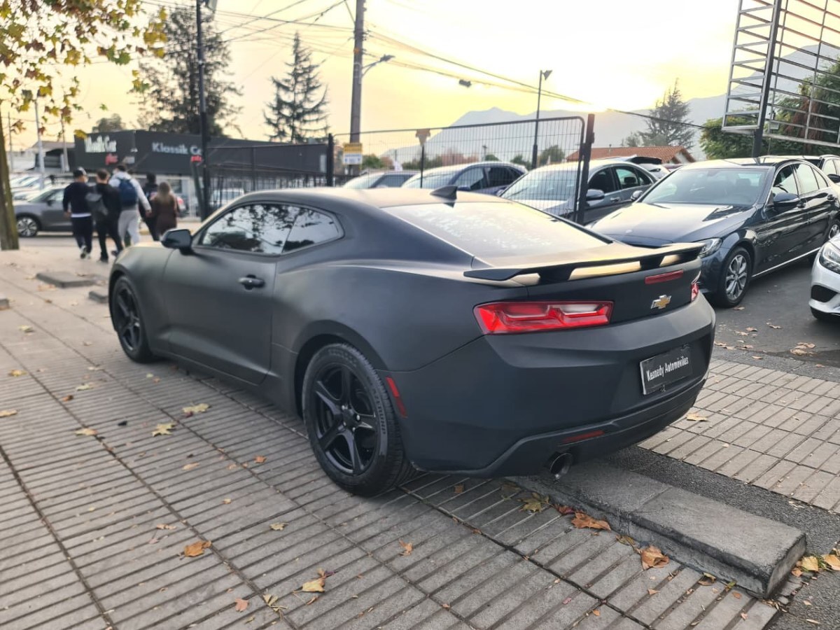 2017 Chevrolet Camaro miniatura 5
