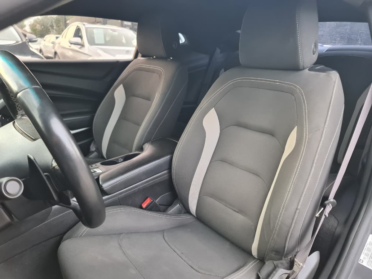 2017 Chevrolet Camaro miniatura 6