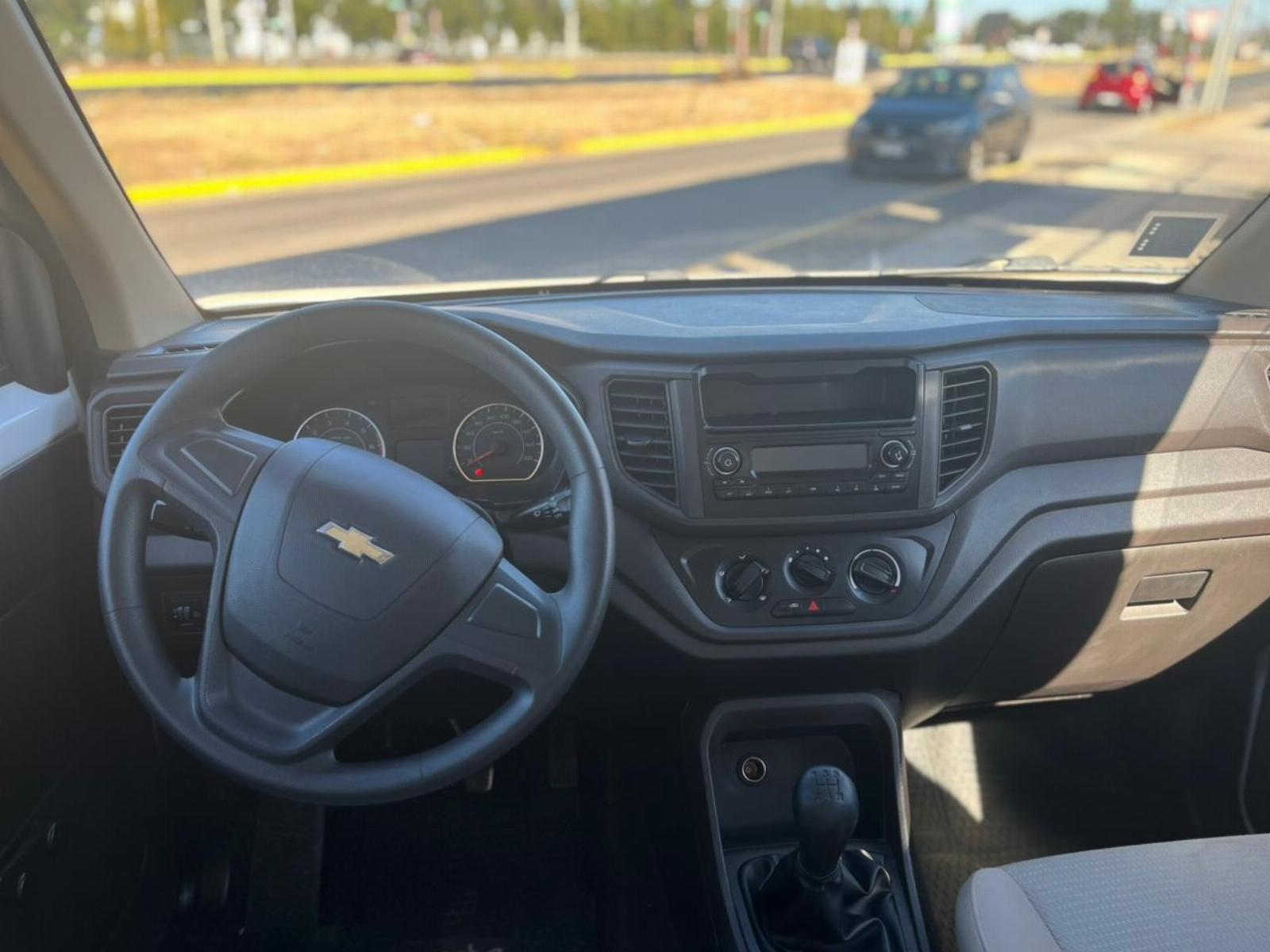 2023 Chevrolet N400 Max miniatura 8