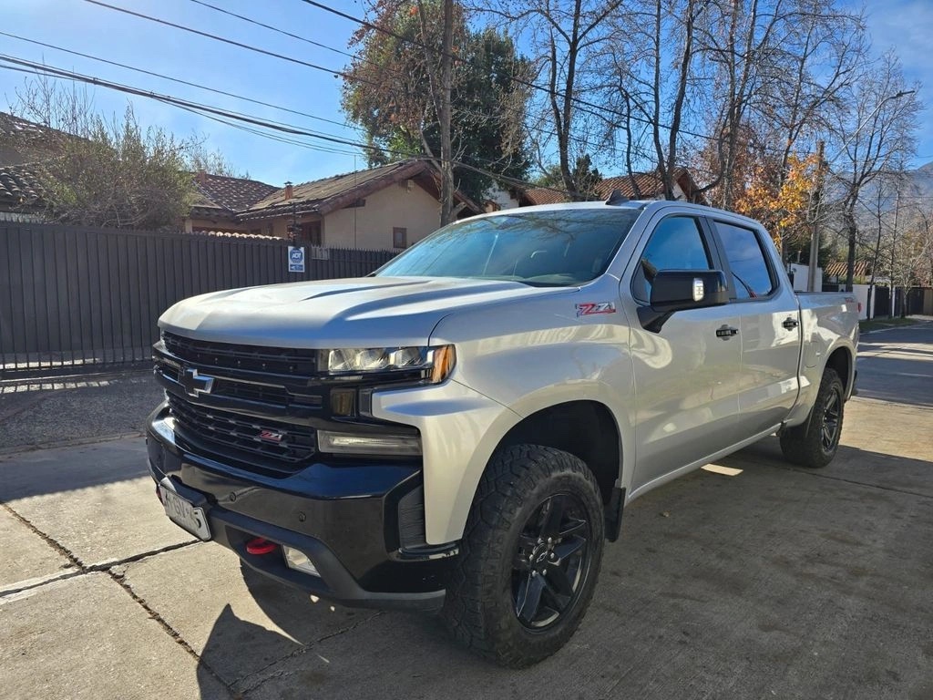 2019 Chevrolet Silverado imagen 1