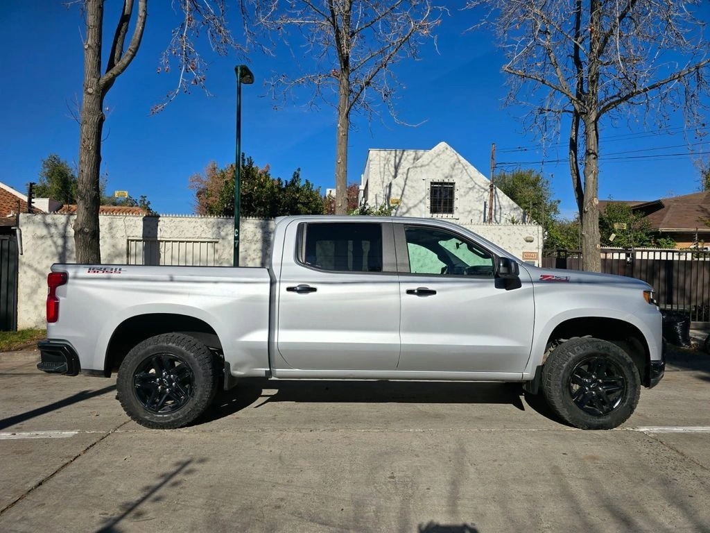 2019 Chevrolet Silverado miniatura 4