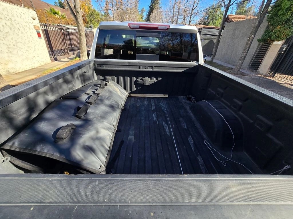2019 Chevrolet Silverado miniatura 5