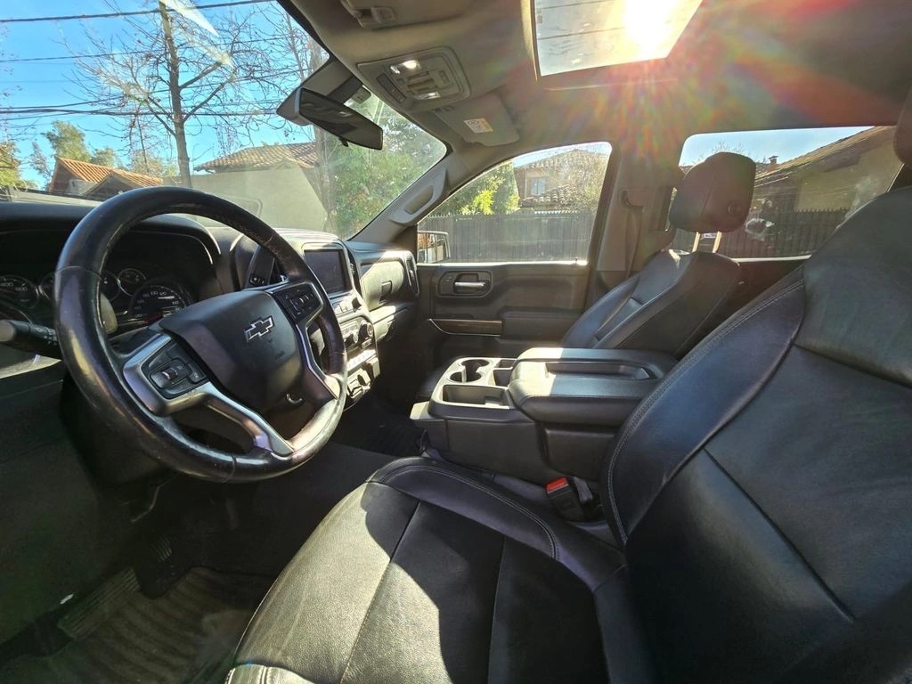 2019 Chevrolet Silverado miniatura 9