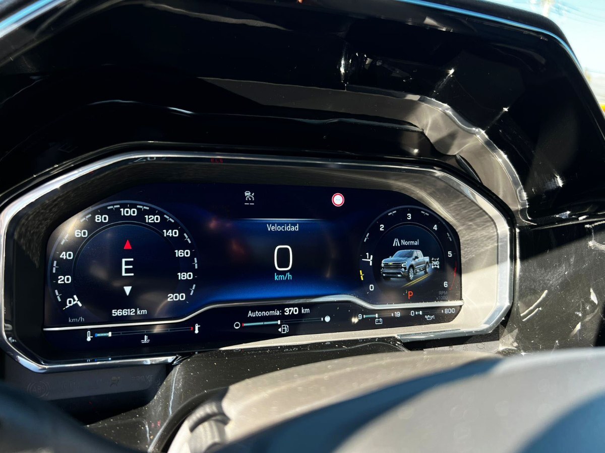 2023 Chevrolet Silverado miniatura 10