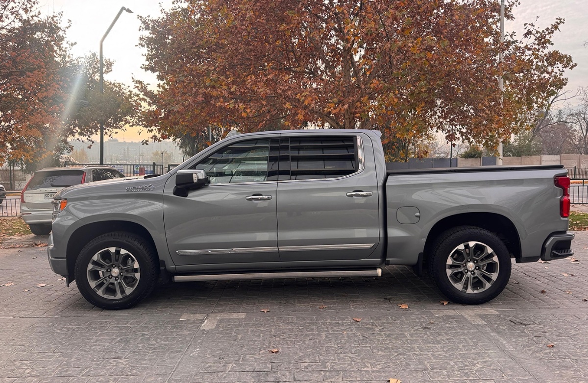 2024 Chevrolet Silverado miniatura 4