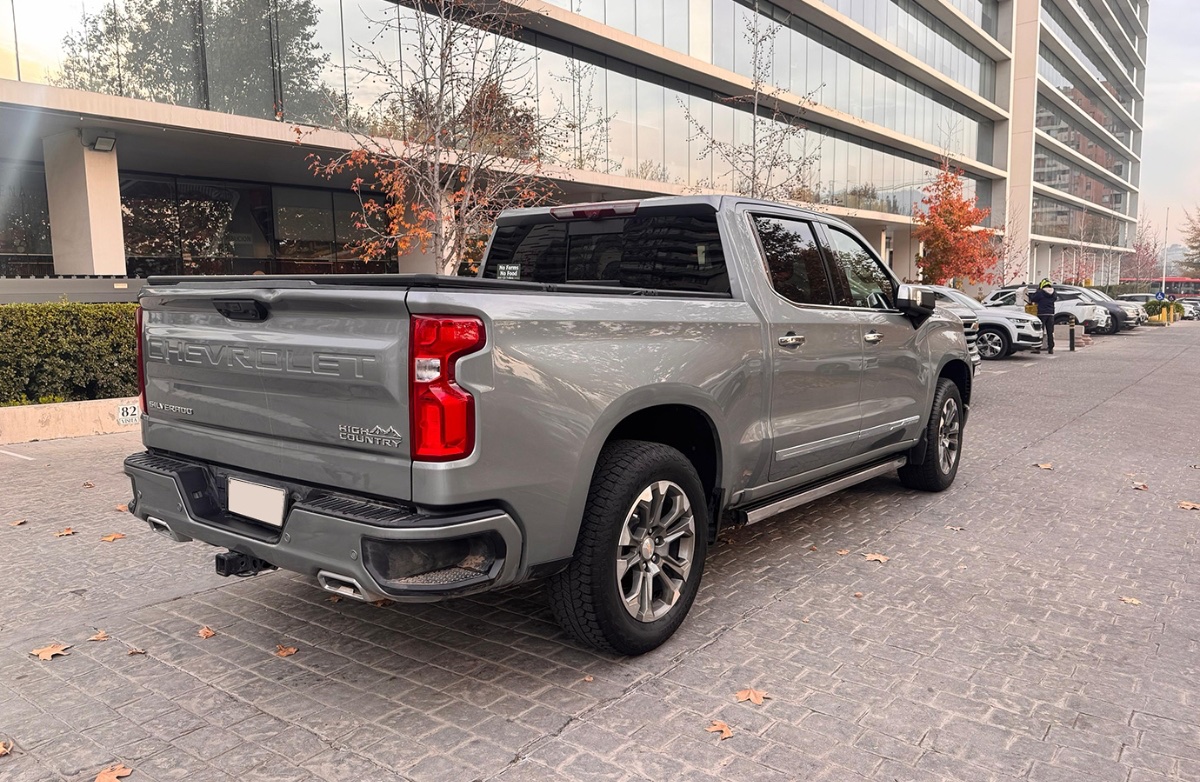 2024 Chevrolet Silverado miniatura 7