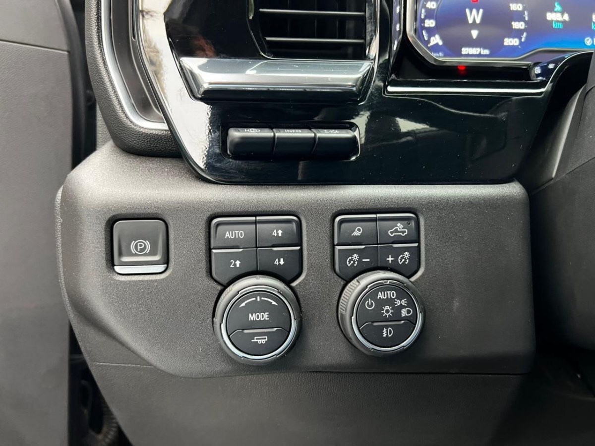 2023 Chevrolet Silverado High Country miniatura 15