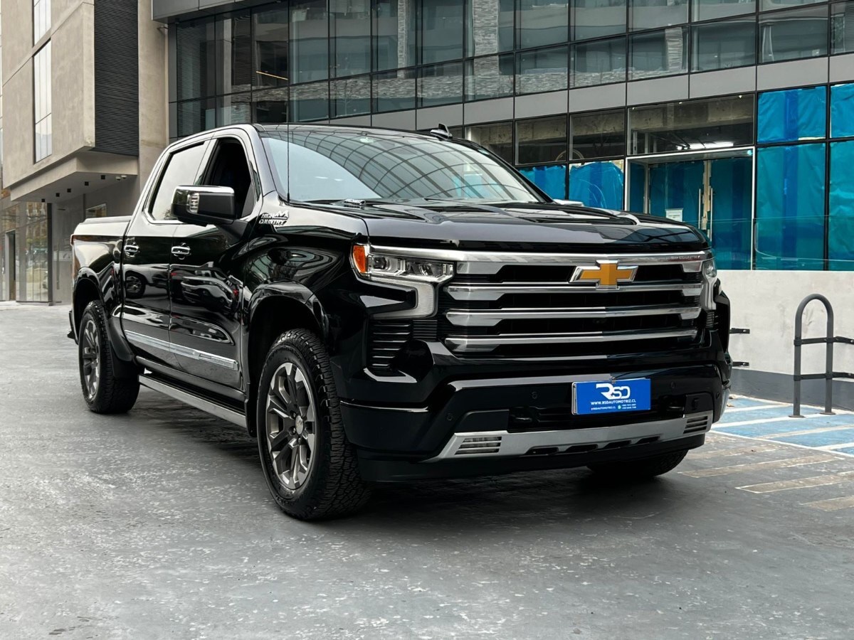 2023 Chevrolet Silverado High Country miniatura 3