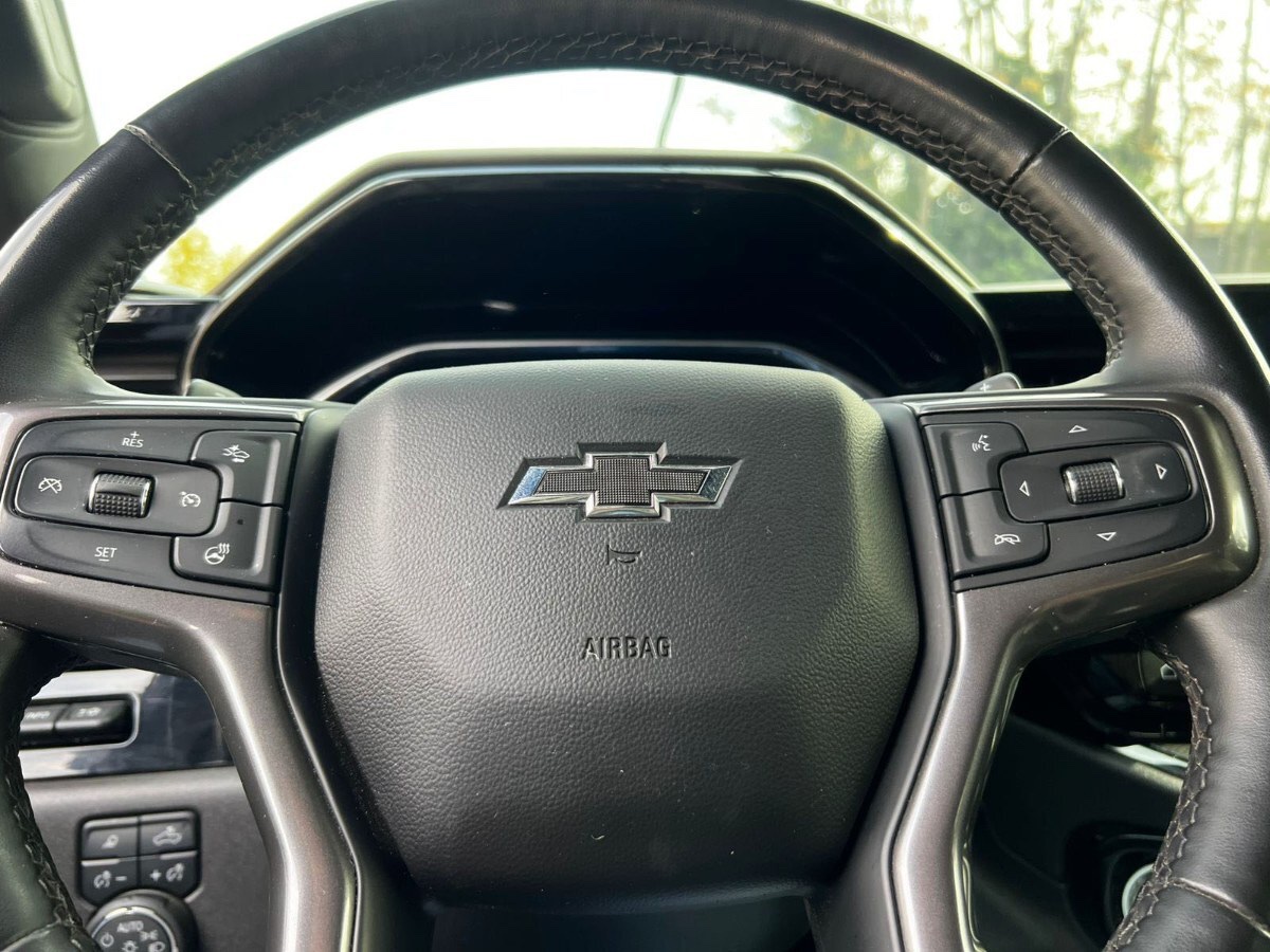 2025 Chevrolet Silverado ZR2 miniatura 10